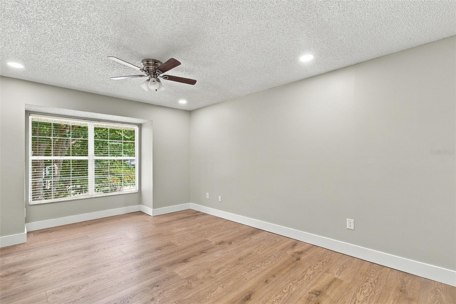 3118 VALLEY OAKS DR — photo 17