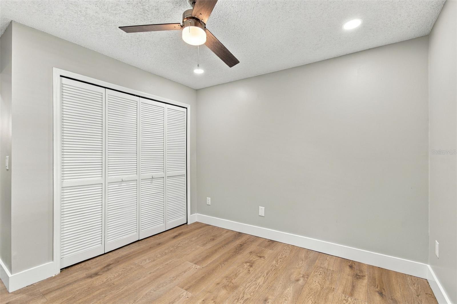 3118 VALLEY OAKS DR — photo 15