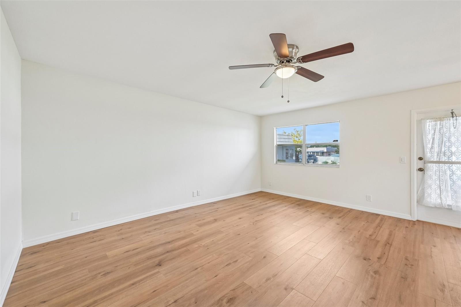 202 BEDFORD TRL #109 — photo 4