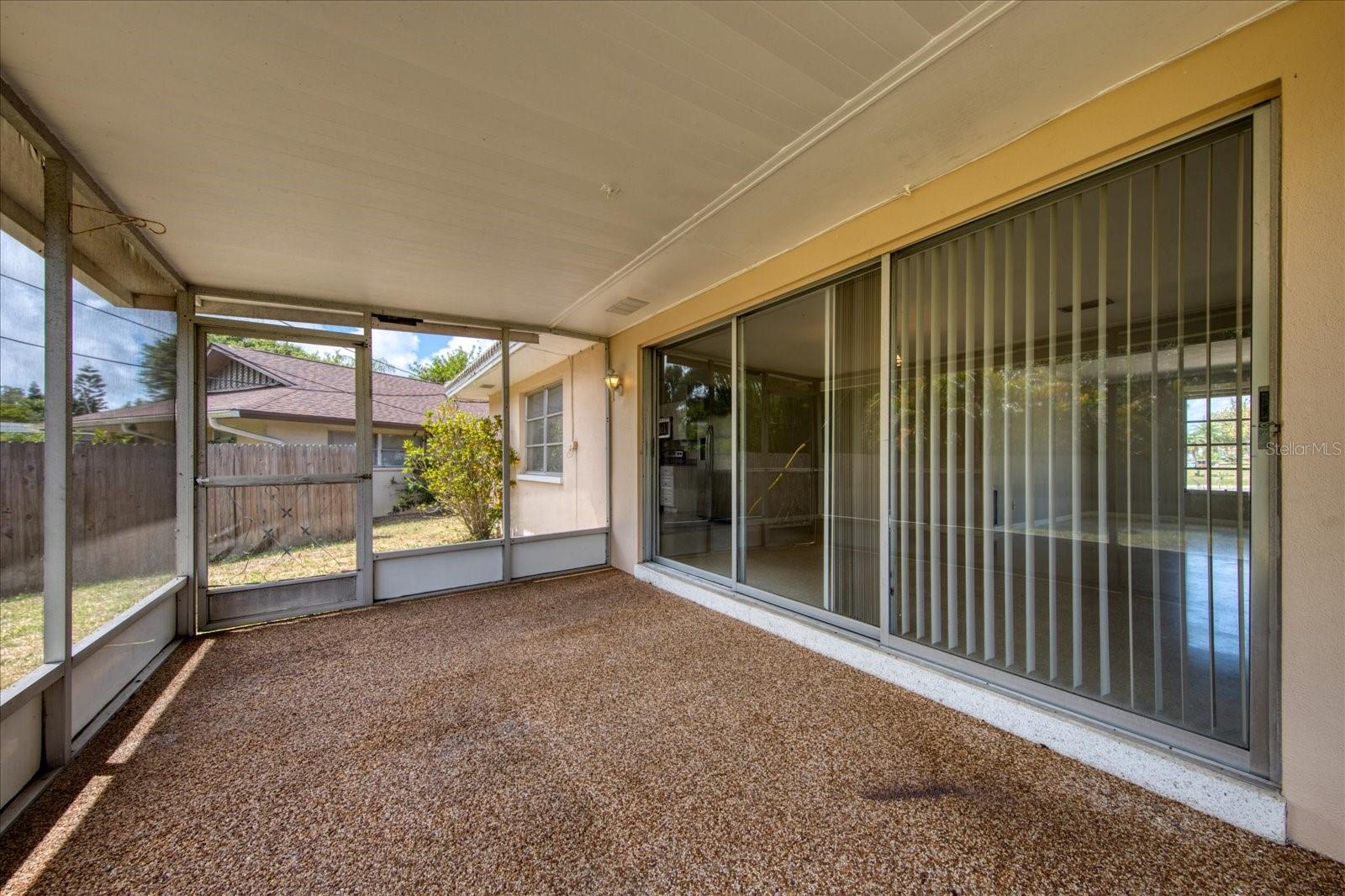 1901 DOLPHIN DR — photo 19