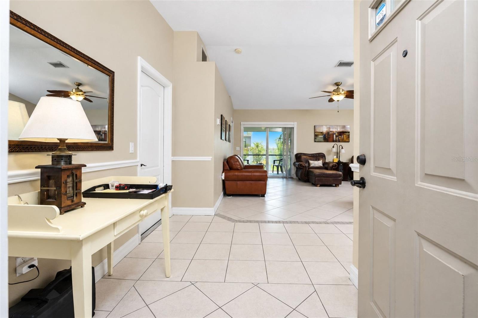 3877 LAVILLA AVE — photo 6