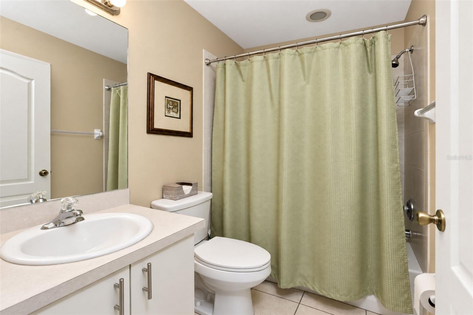 3877 LAVILLA AVE — photo 31