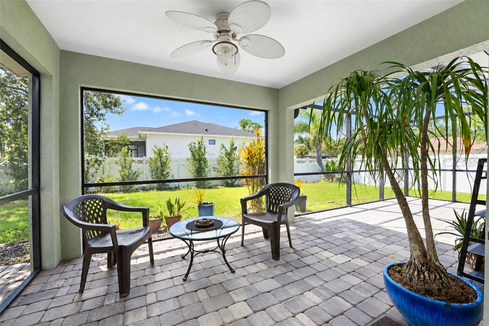3877 LAVILLA AVE — photo 45