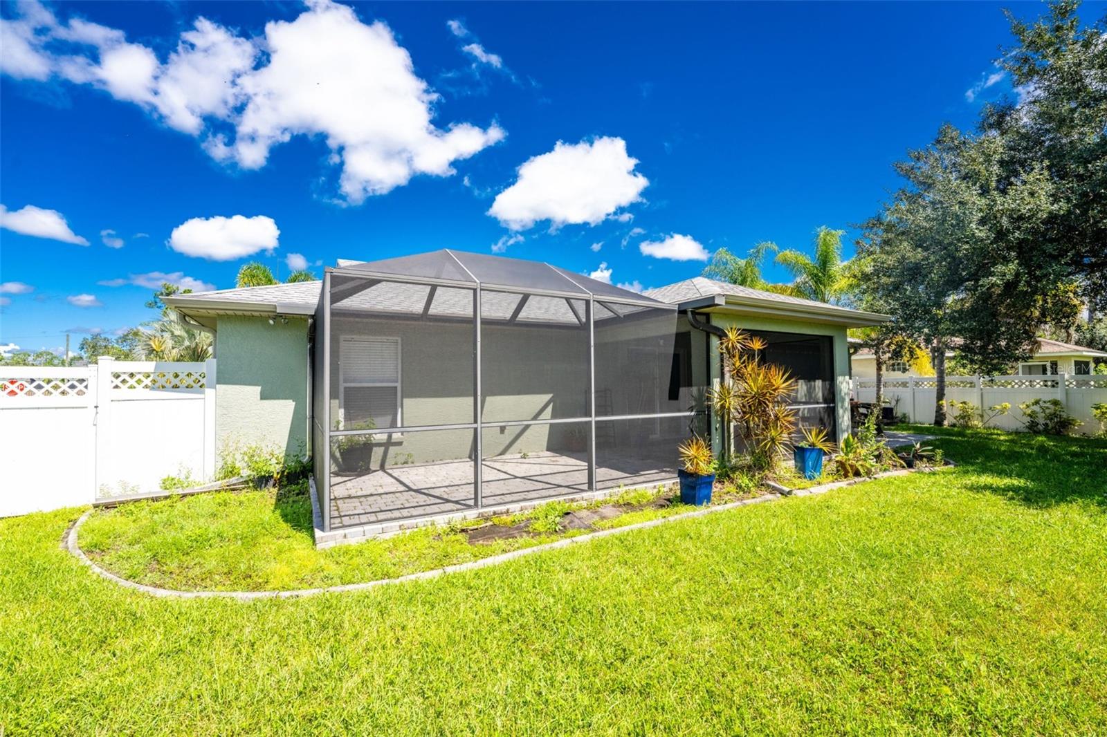 3877 LAVILLA AVE — photo 62
