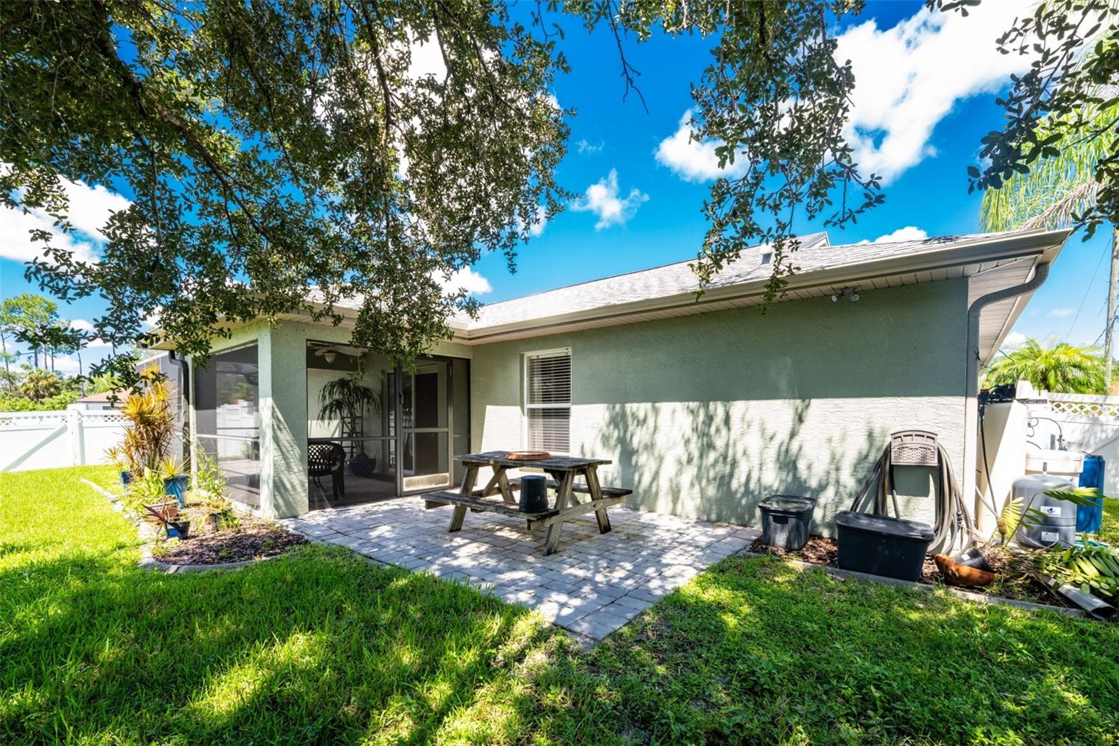 3877 LAVILLA AVE — photo 59