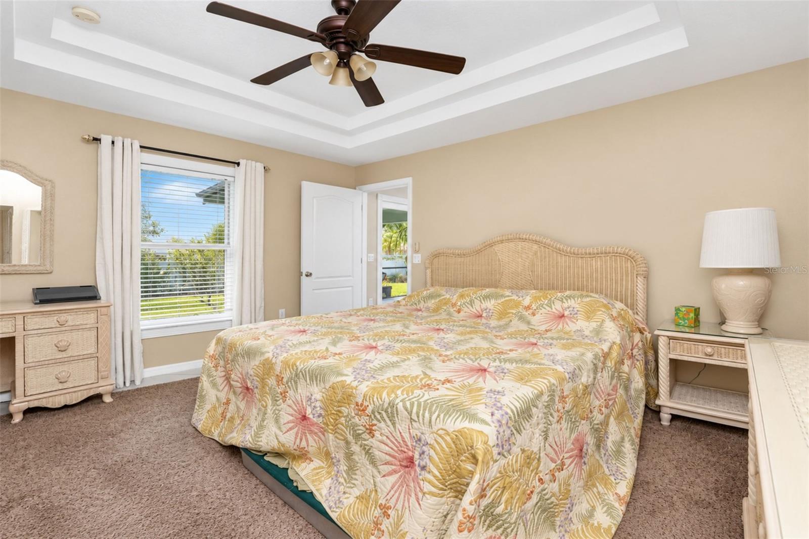 3877 LAVILLA AVE — photo 35
