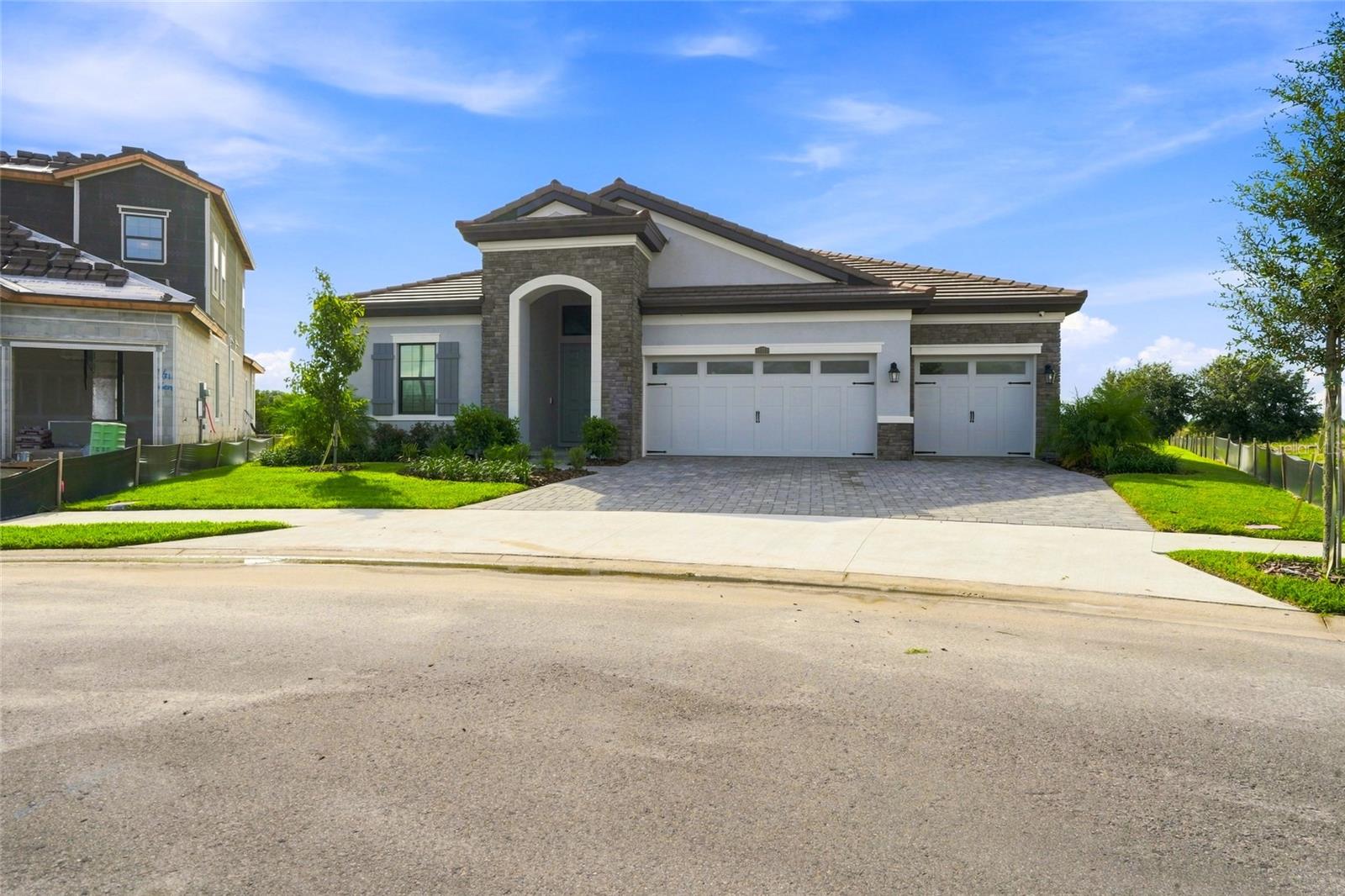 10064 LILAC MANOR TRCE — photo 2