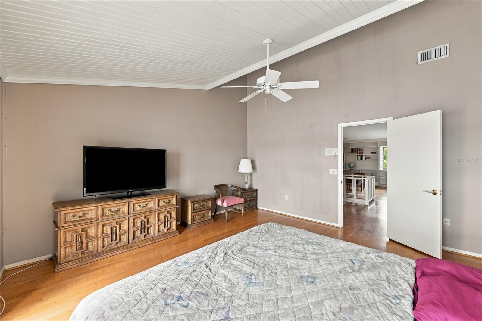 535 HAVEN POINT DR — photo 36