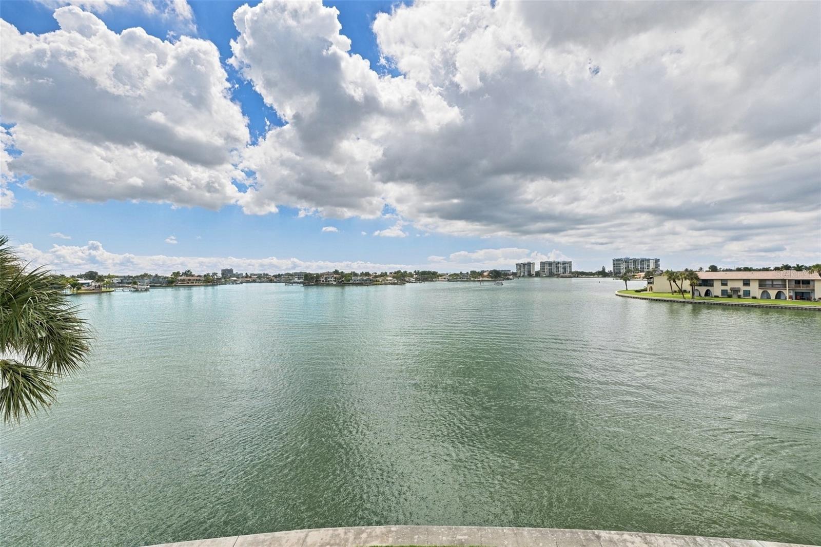 535 HAVEN POINT DR — photo 34