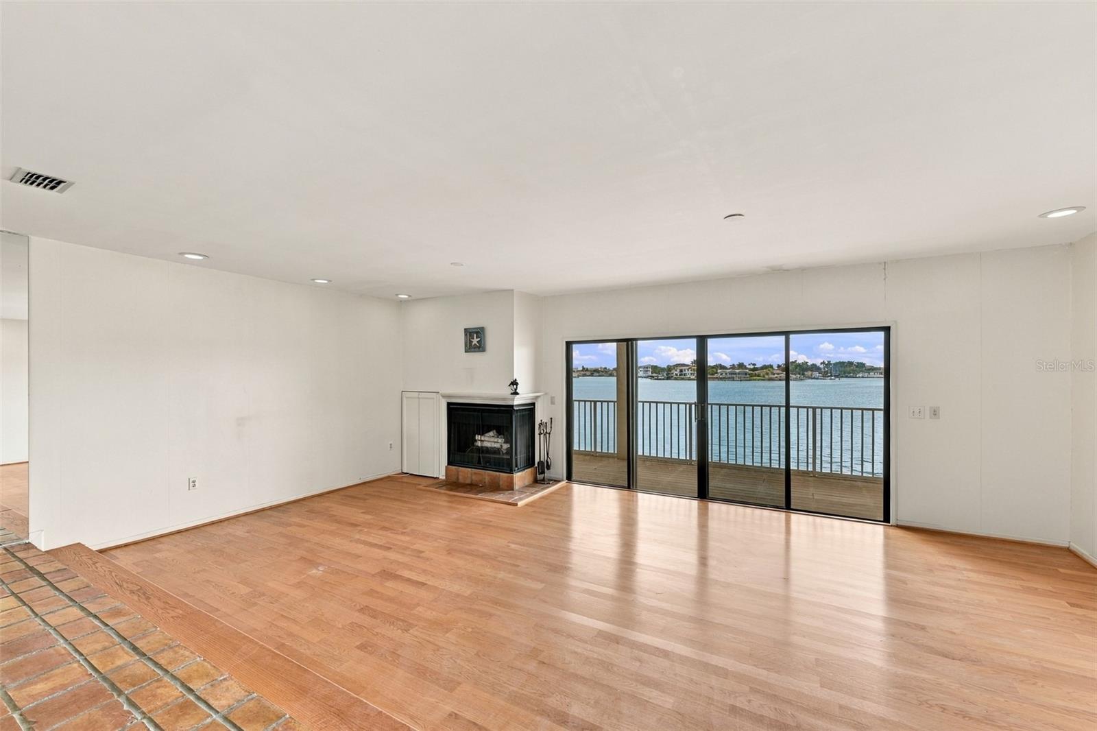535 HAVEN POINT DR — photo 7