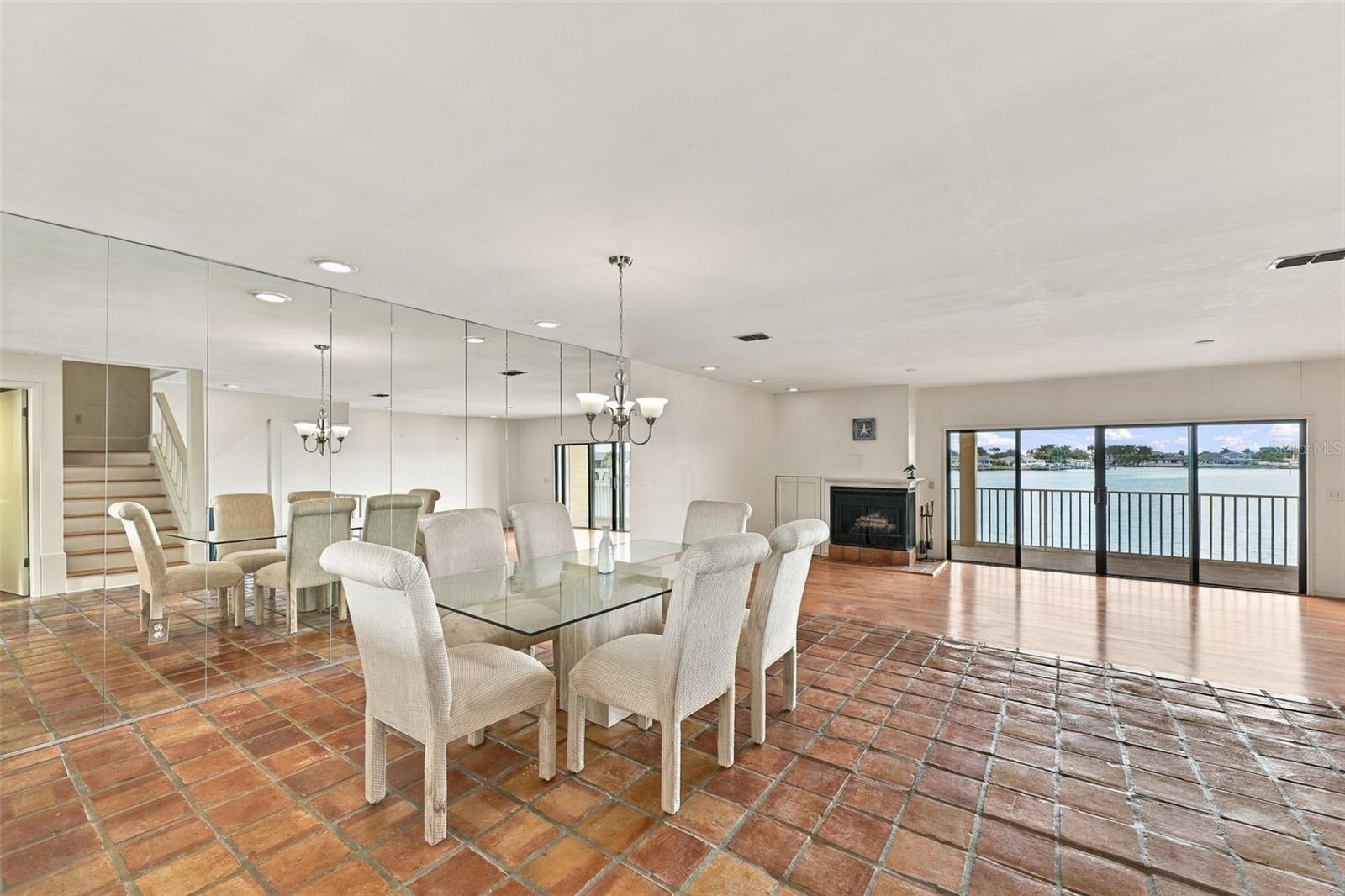 535 HAVEN POINT DR — photo 17