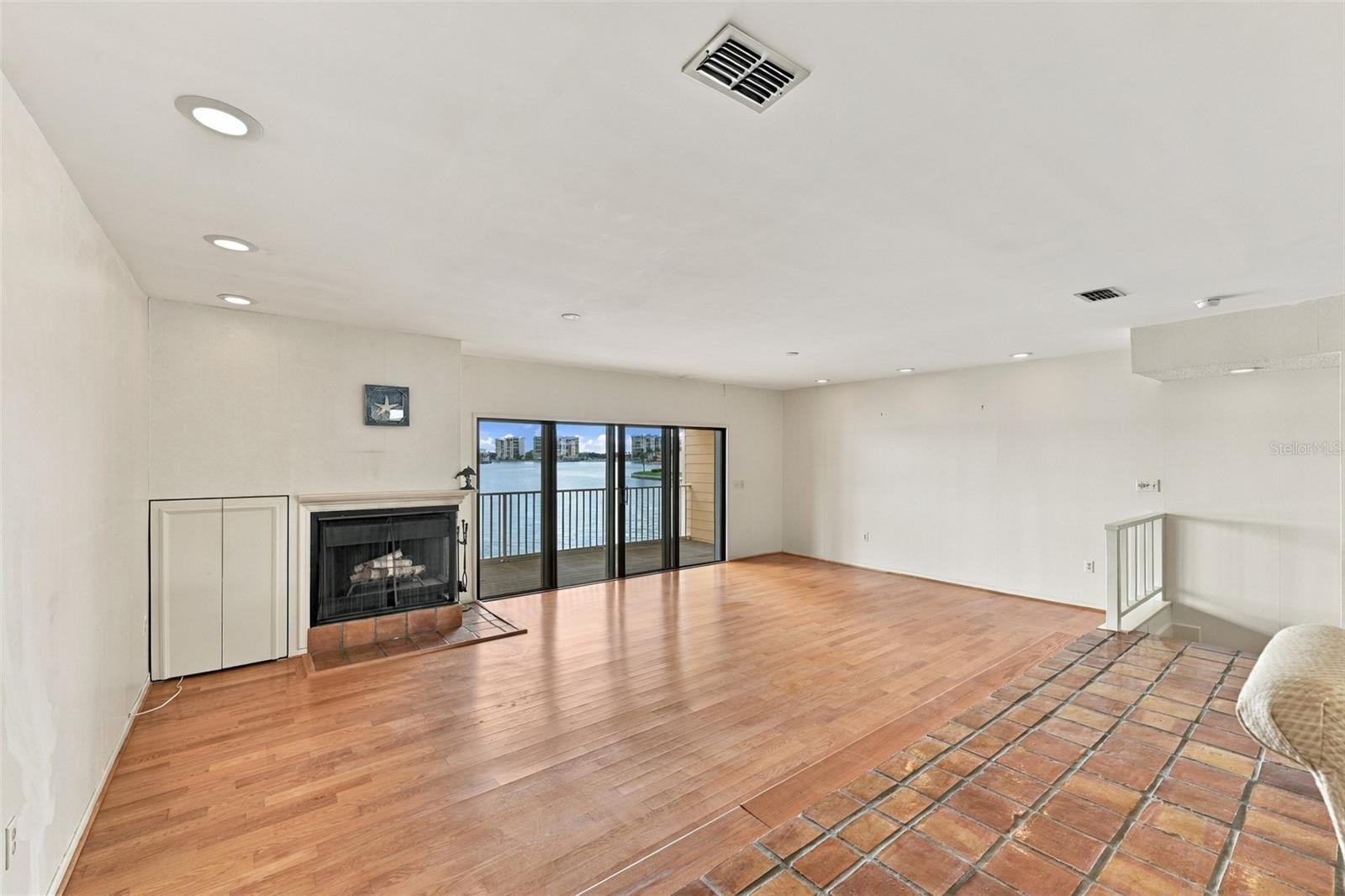 535 HAVEN POINT DR — photo 12