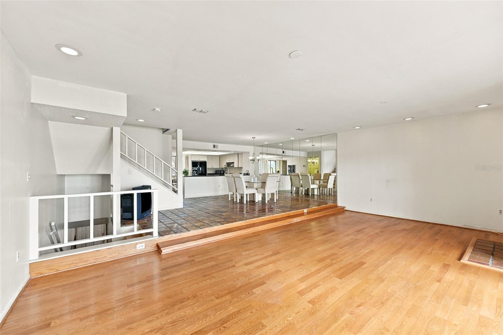 535 HAVEN POINT DR — photo 15