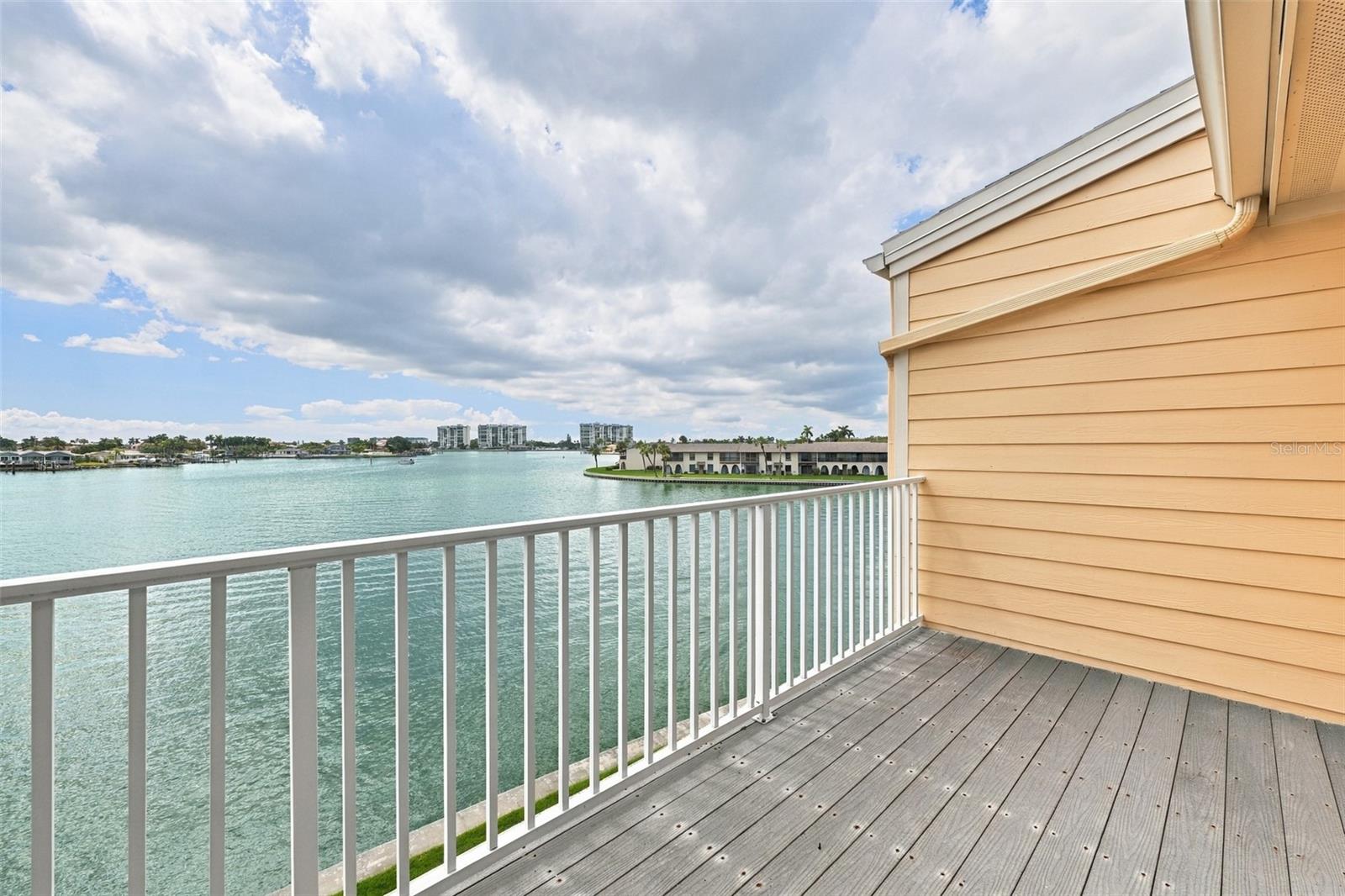 535 HAVEN POINT DR — photo 33