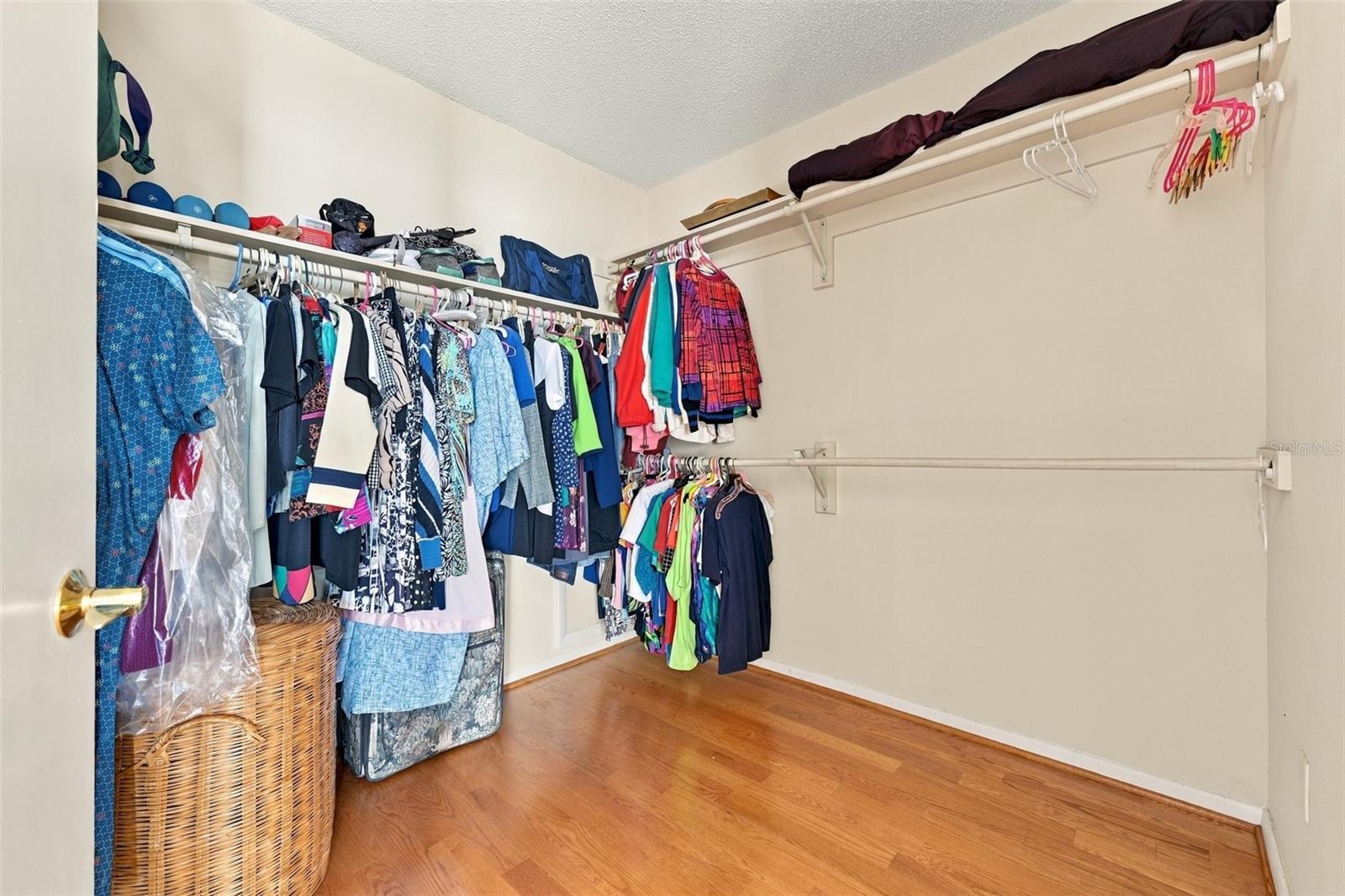 535 HAVEN POINT DR — photo 37