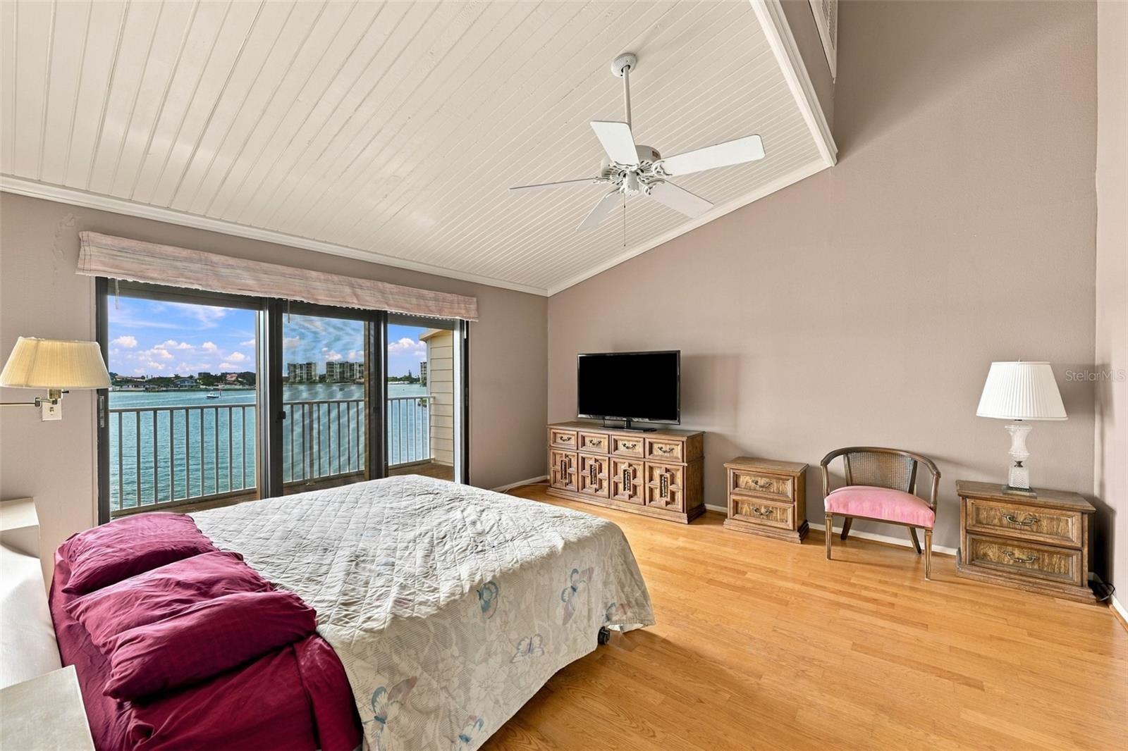 535 HAVEN POINT DR — photo 30
