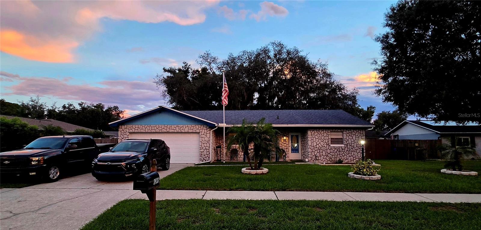 3833 TWILIGHT DR — photo 33