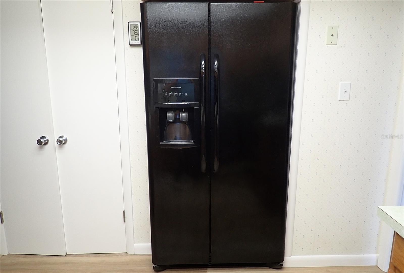 3833 TWILIGHT DR — photo 9
