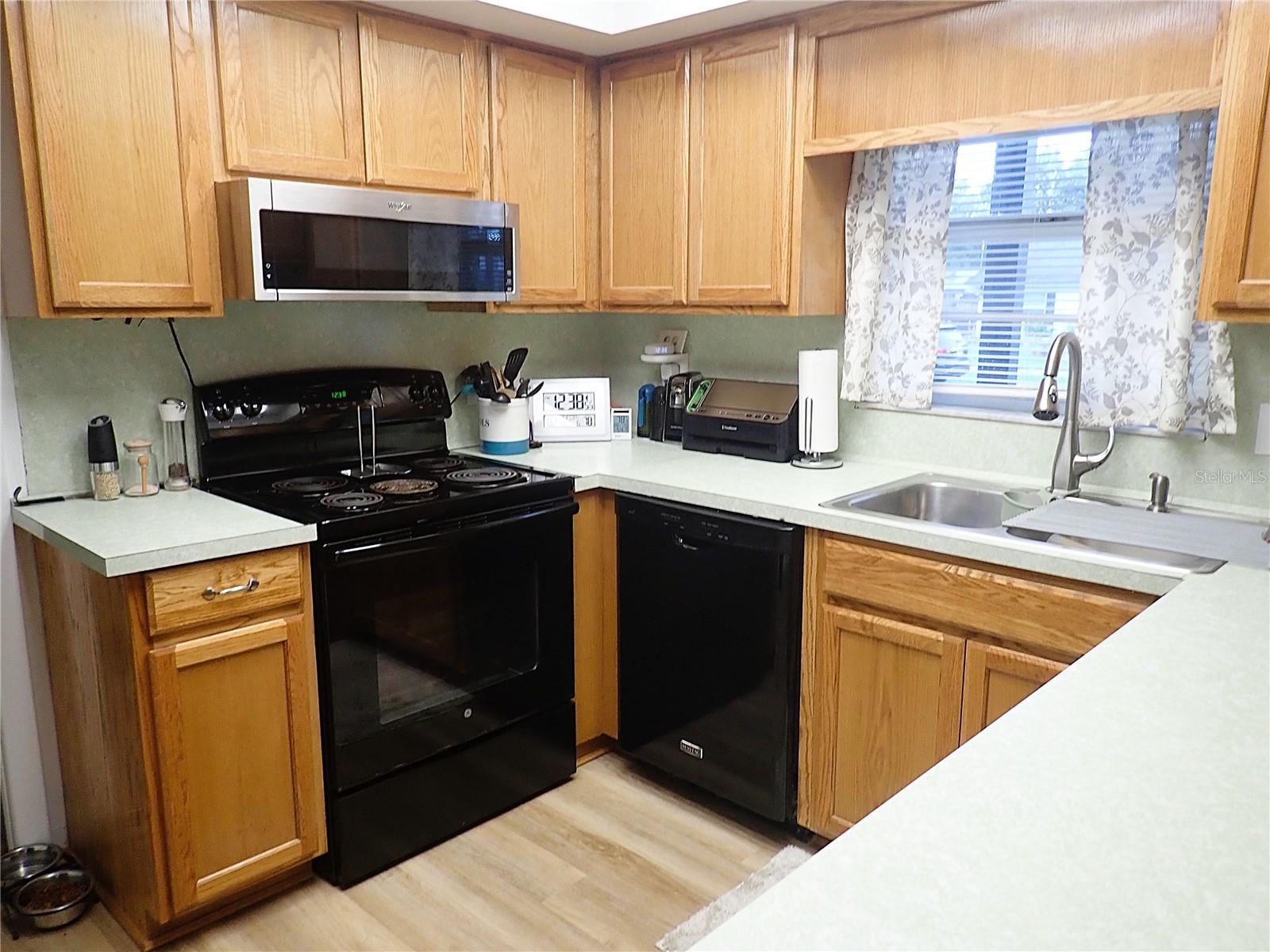 3833 TWILIGHT DR — photo 7