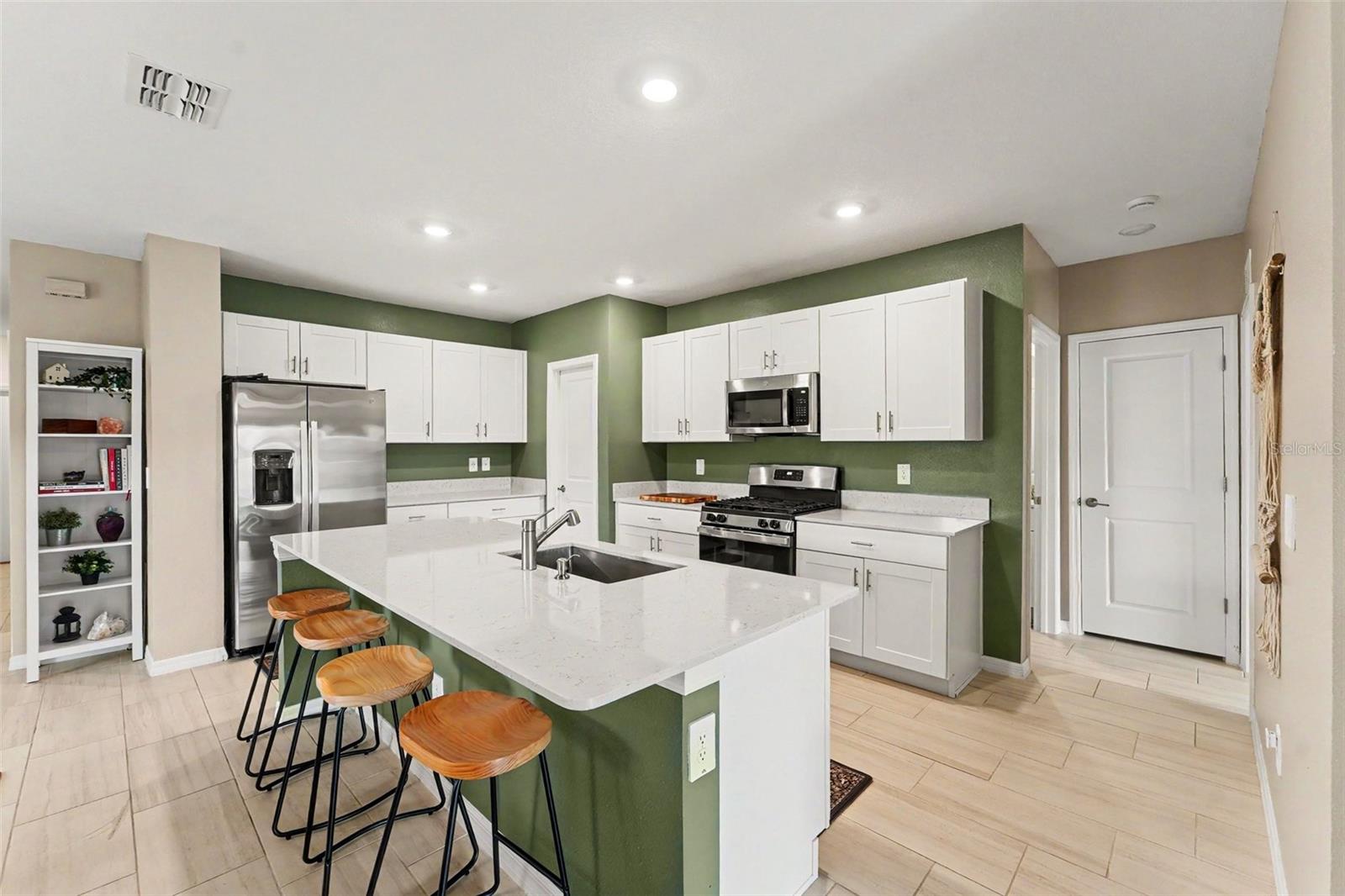 22248 PLEASANT MORNING DR — photo 12
