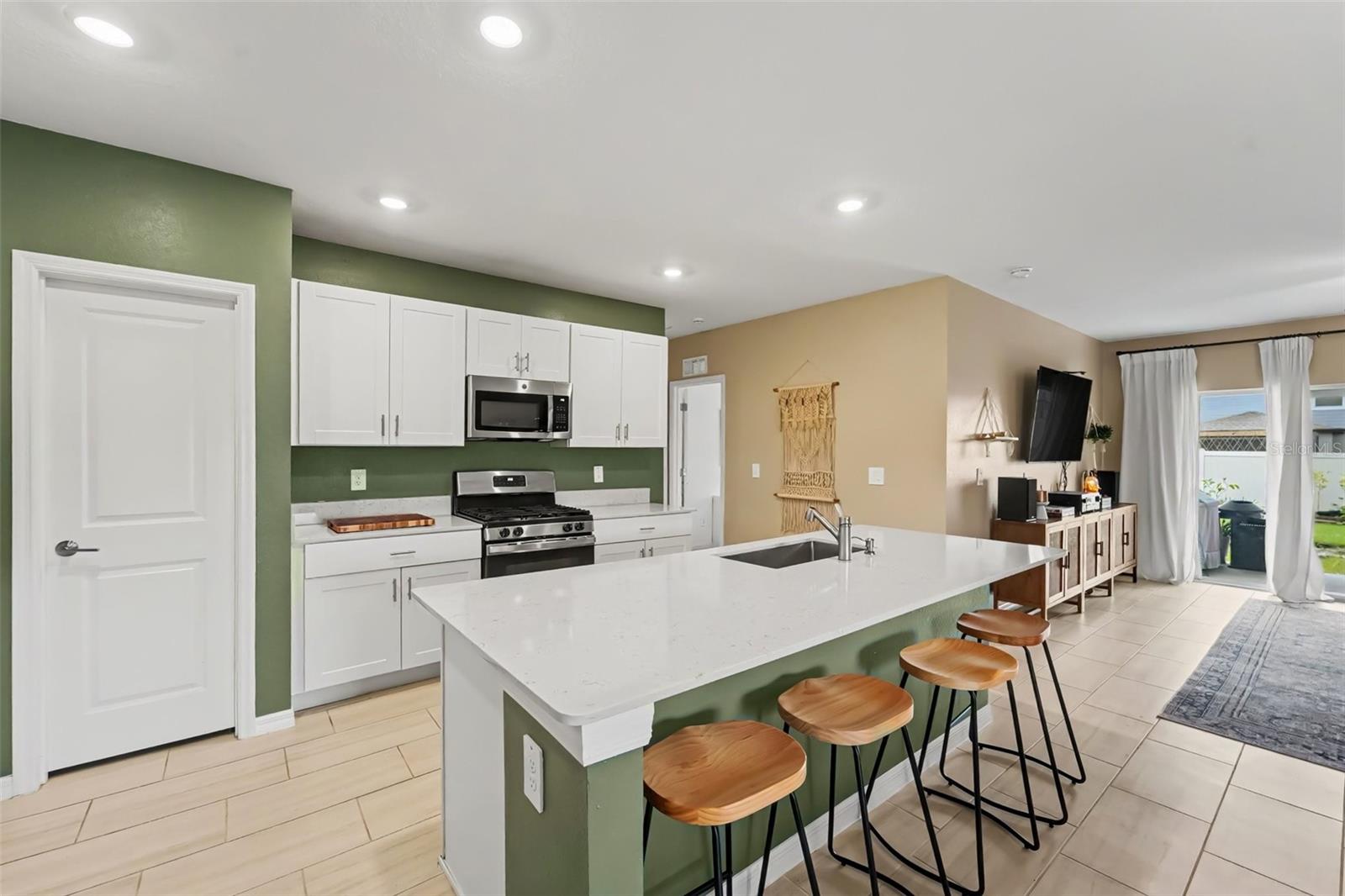 22248 PLEASANT MORNING DR — photo 10
