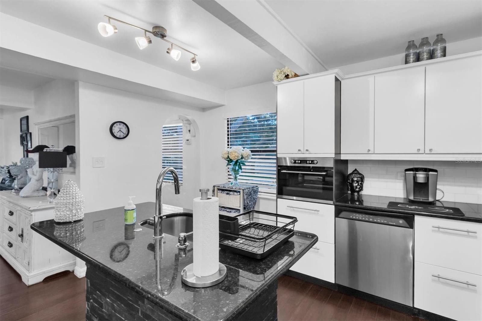 4840 HUMMINGBIRD TRL — photo 11