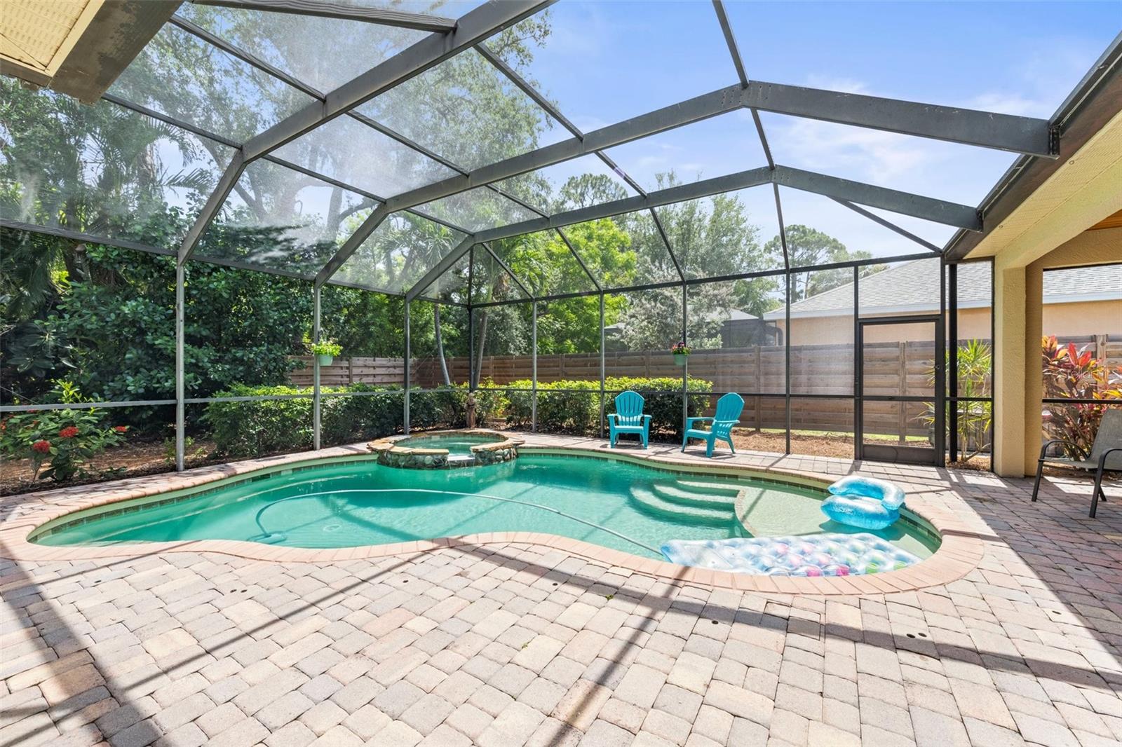 743 STONECREST DR — photo 44
