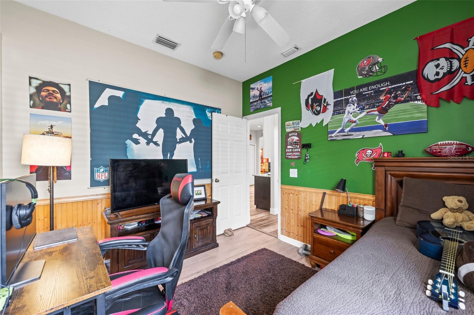 743 STONECREST DR — photo 34