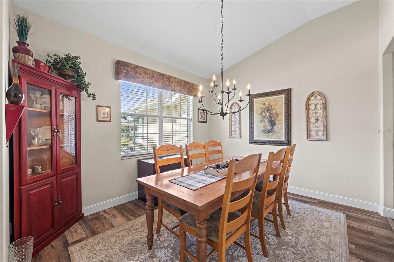 743 STONECREST DR — photo 6