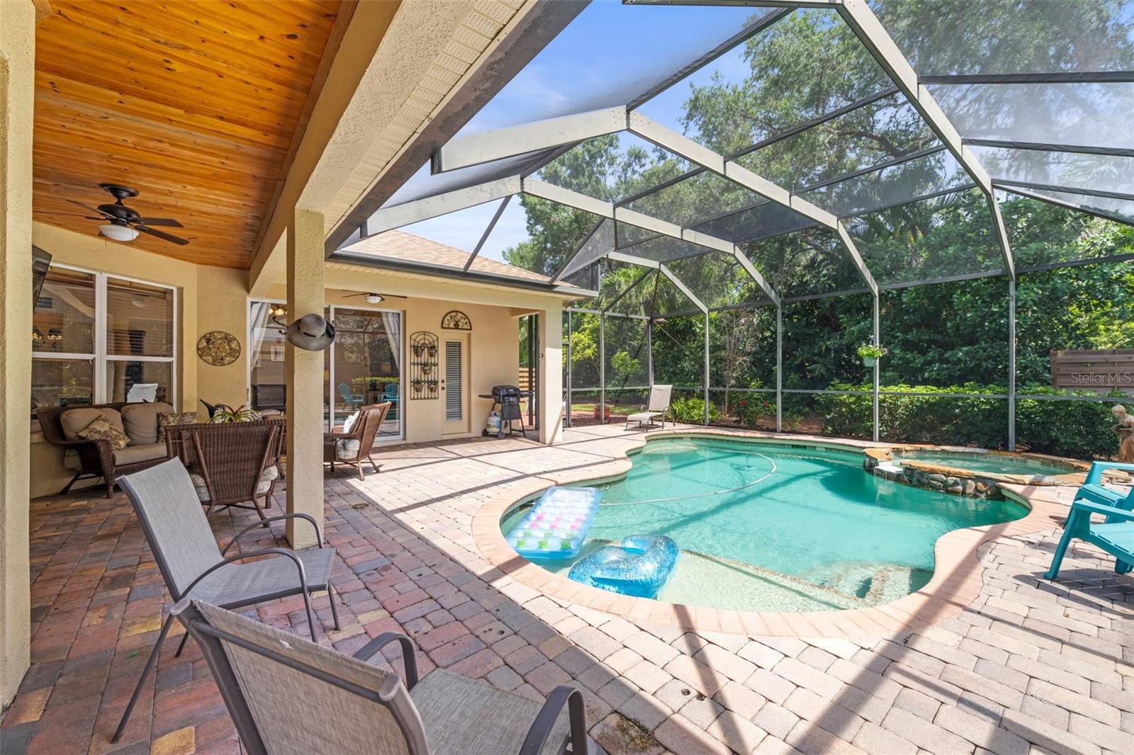 743 STONECREST DR — photo 42