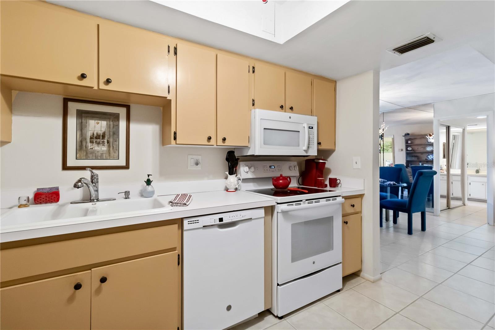 618 BIRD BAY DR S #201 — photo 18