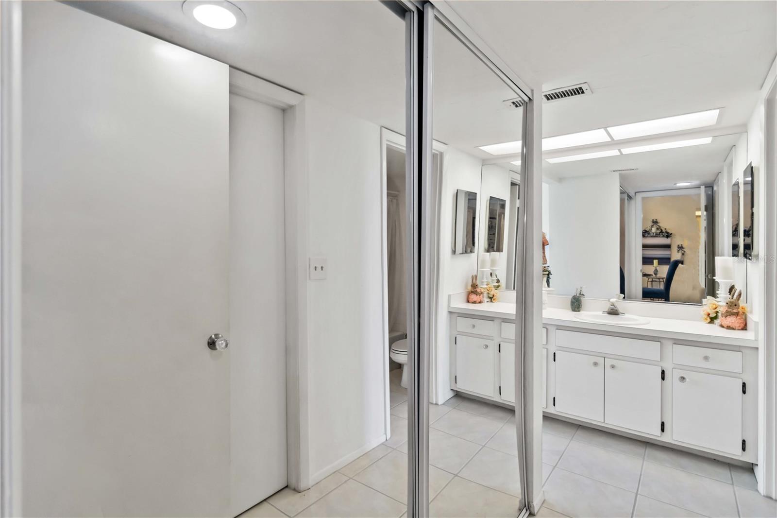 618 BIRD BAY DR S #201 — photo 24