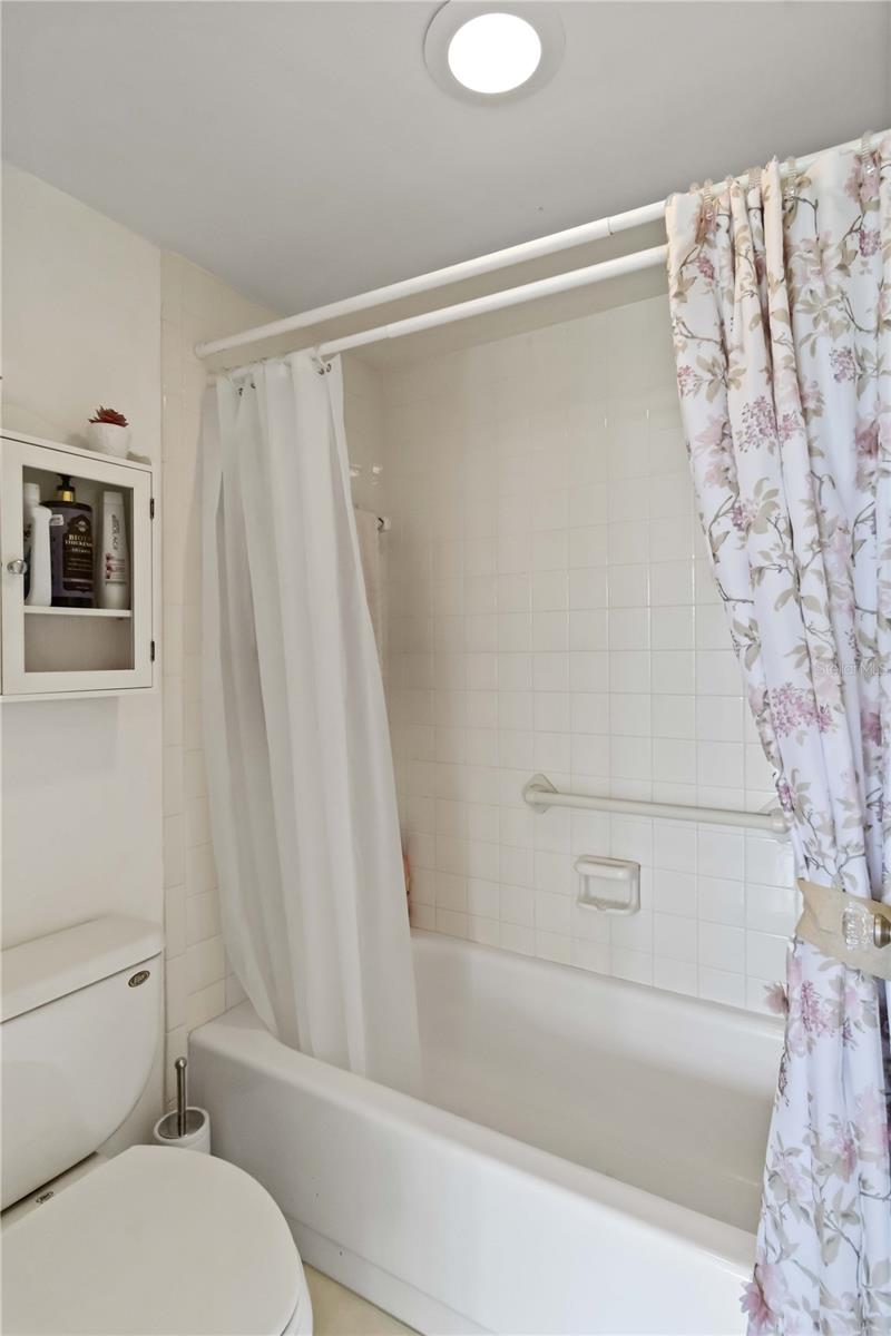 618 BIRD BAY DR S #201 — photo 23