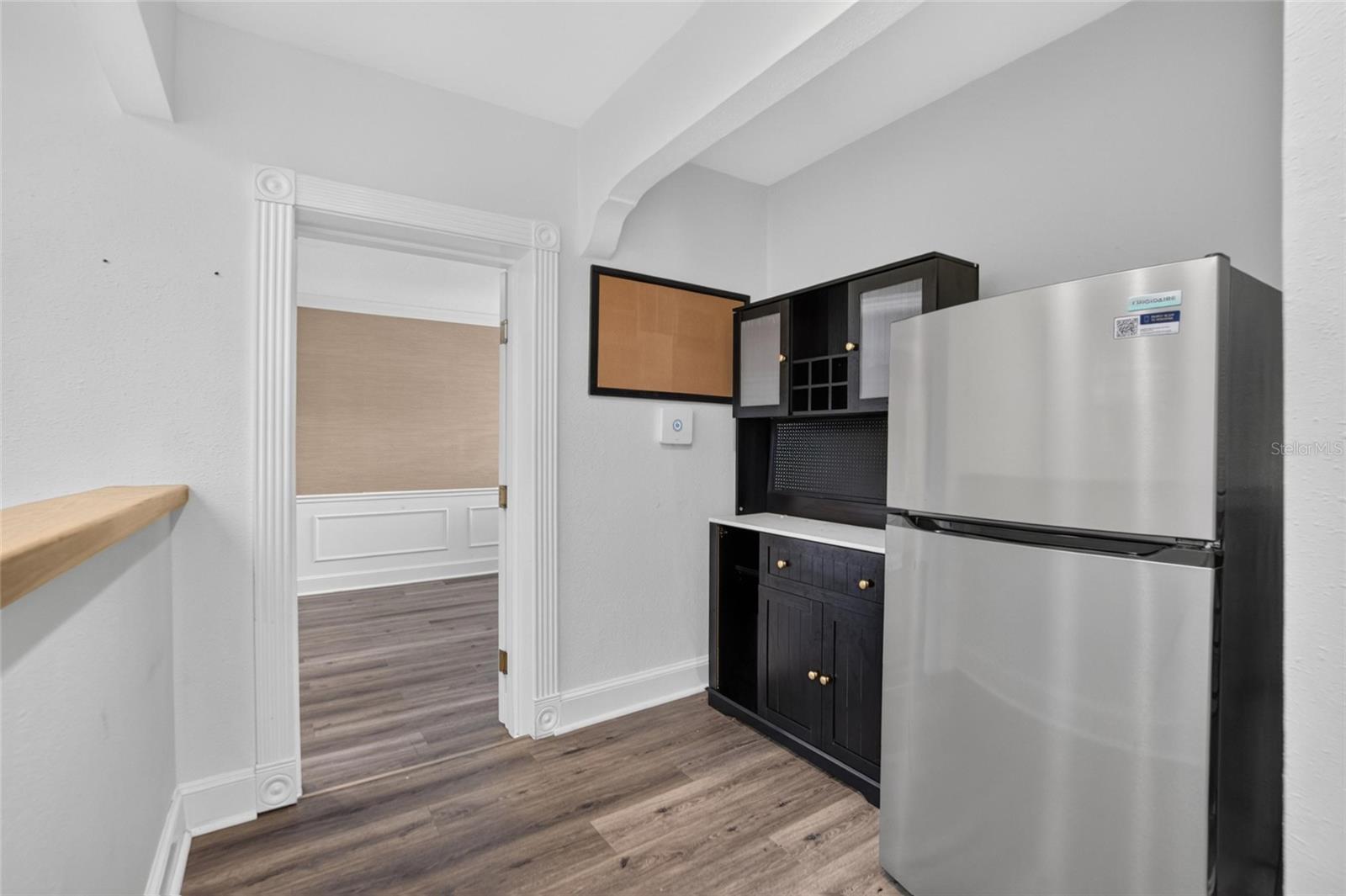 902 N ARMENIA AVE — photo 18