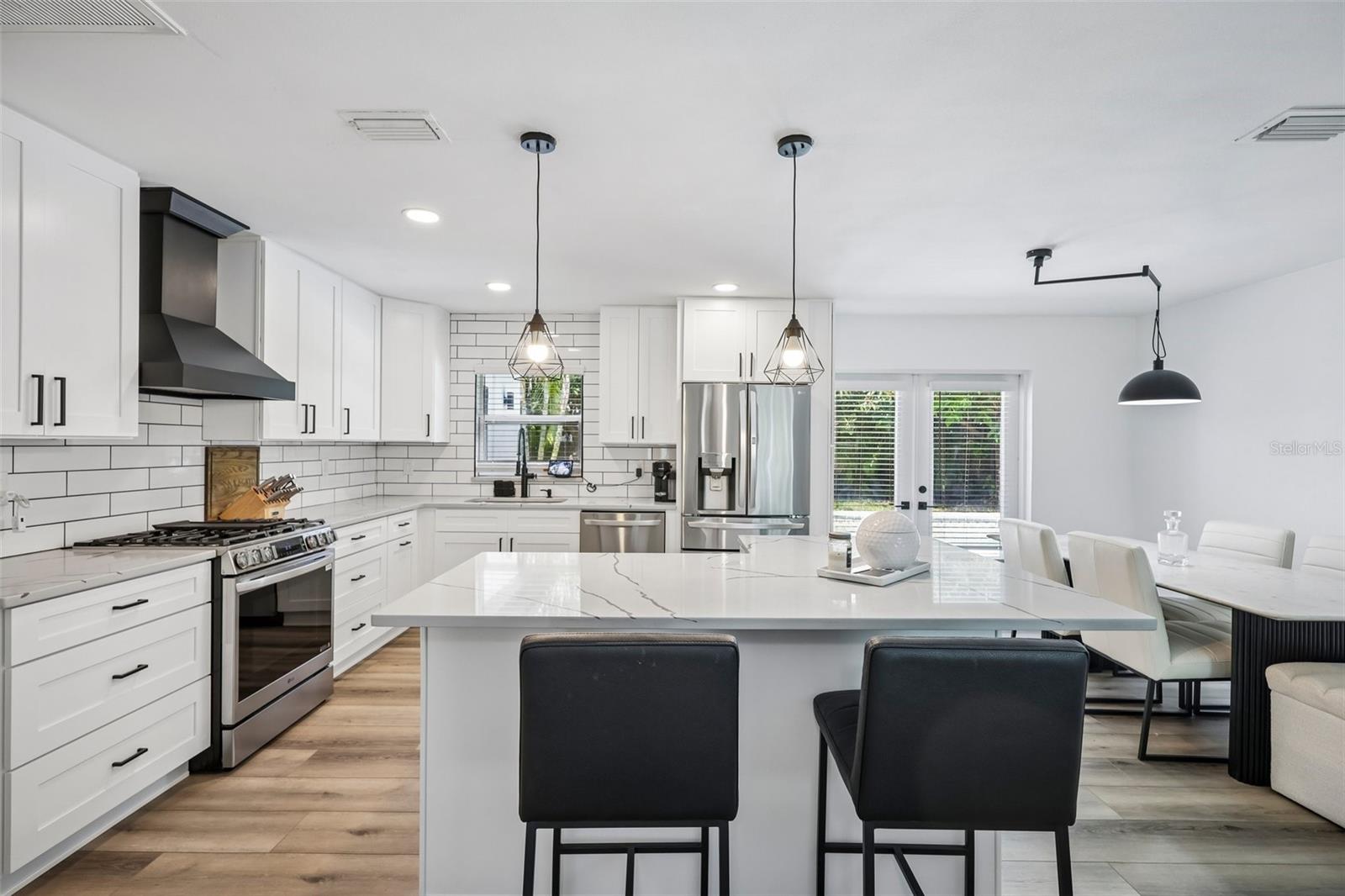 4600 BAYSHORE BLVD NE — photo 12