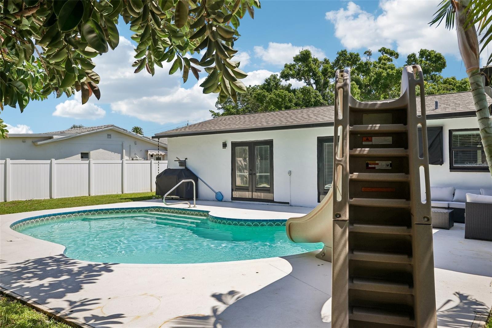 4600 BAYSHORE BLVD NE — photo 38