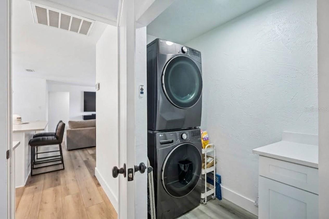4600 BAYSHORE BLVD NE — photo 35