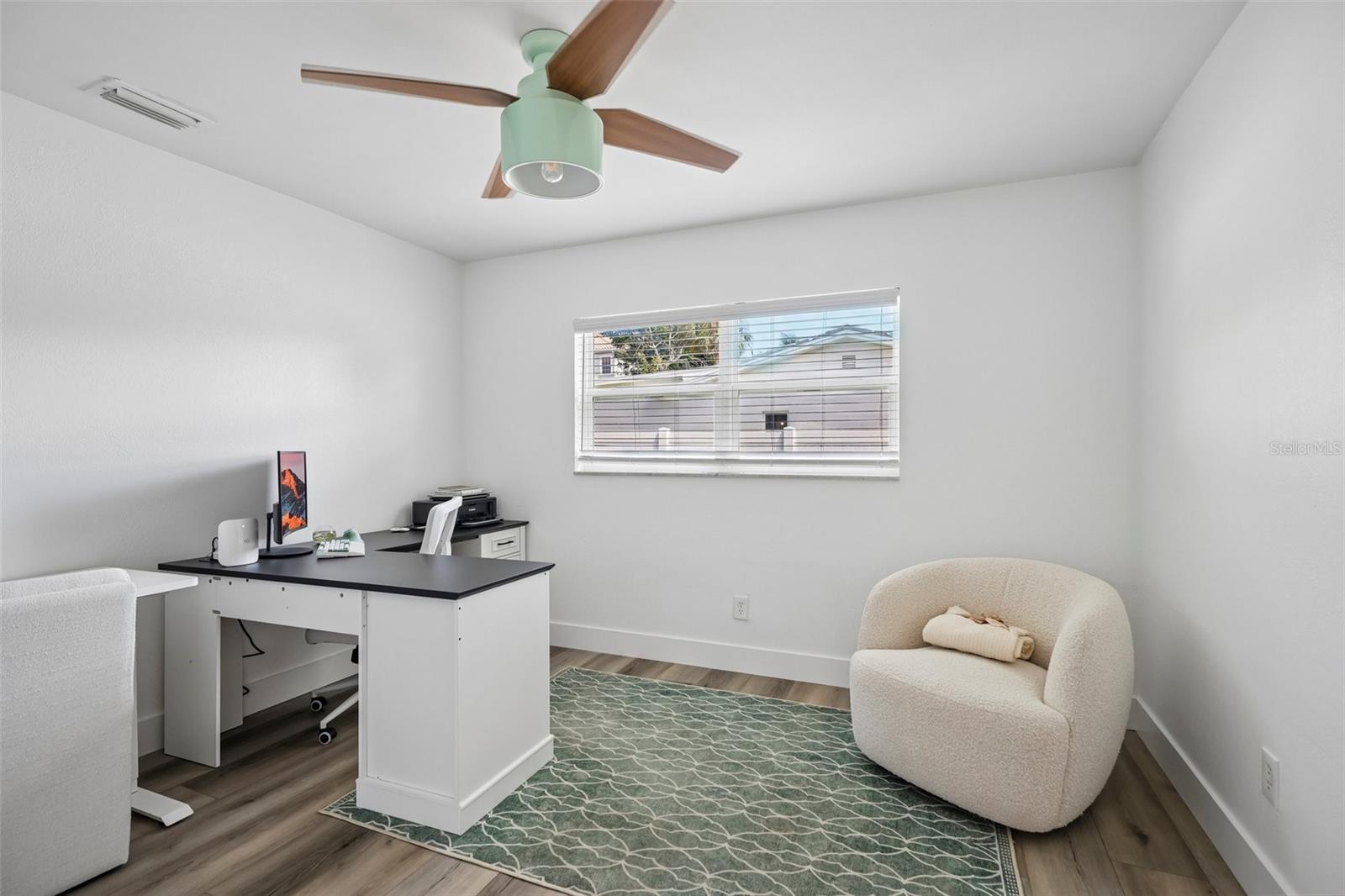4600 BAYSHORE BLVD NE — photo 34