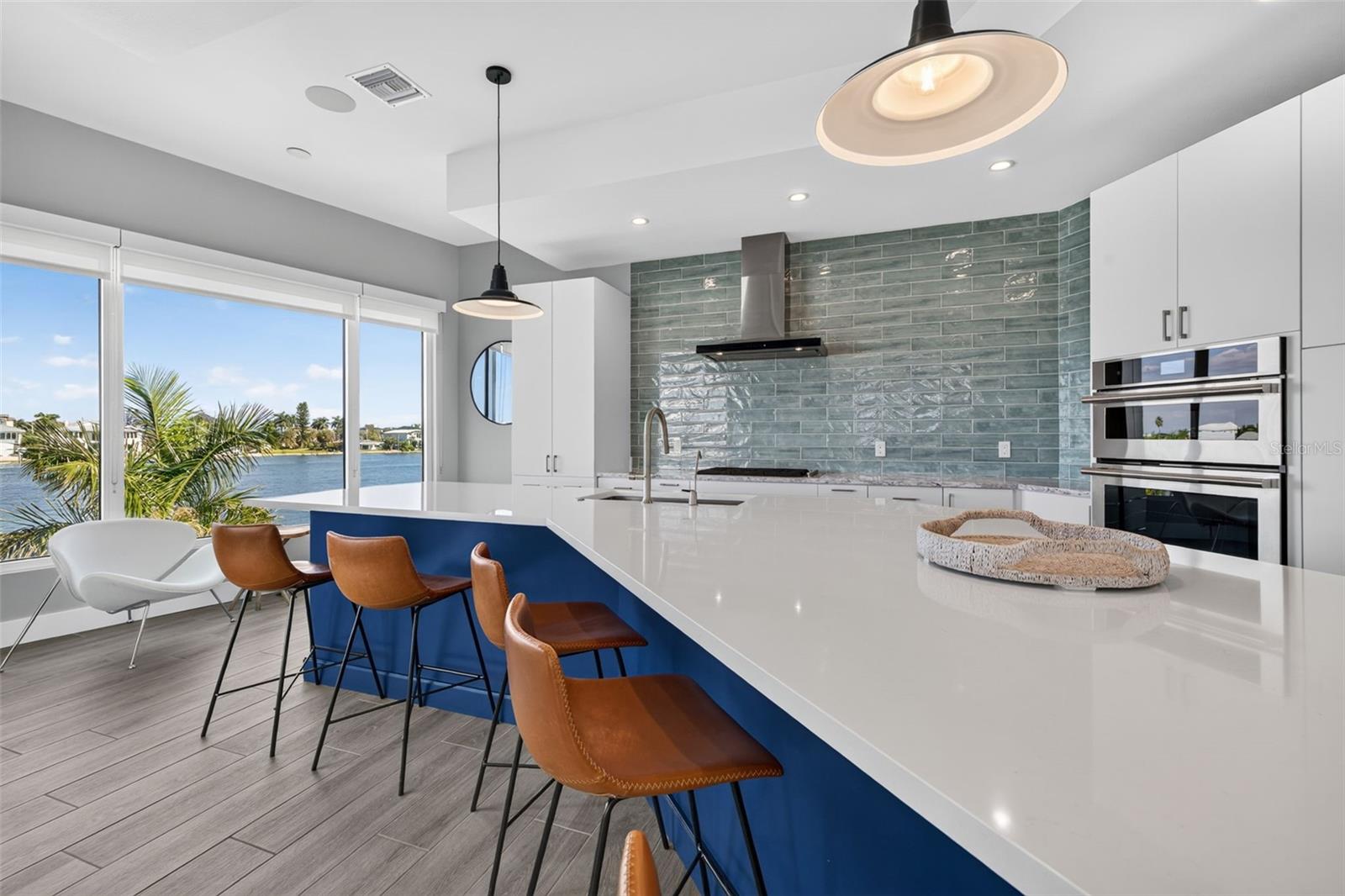 10209 GULF BLVD — photo 17
