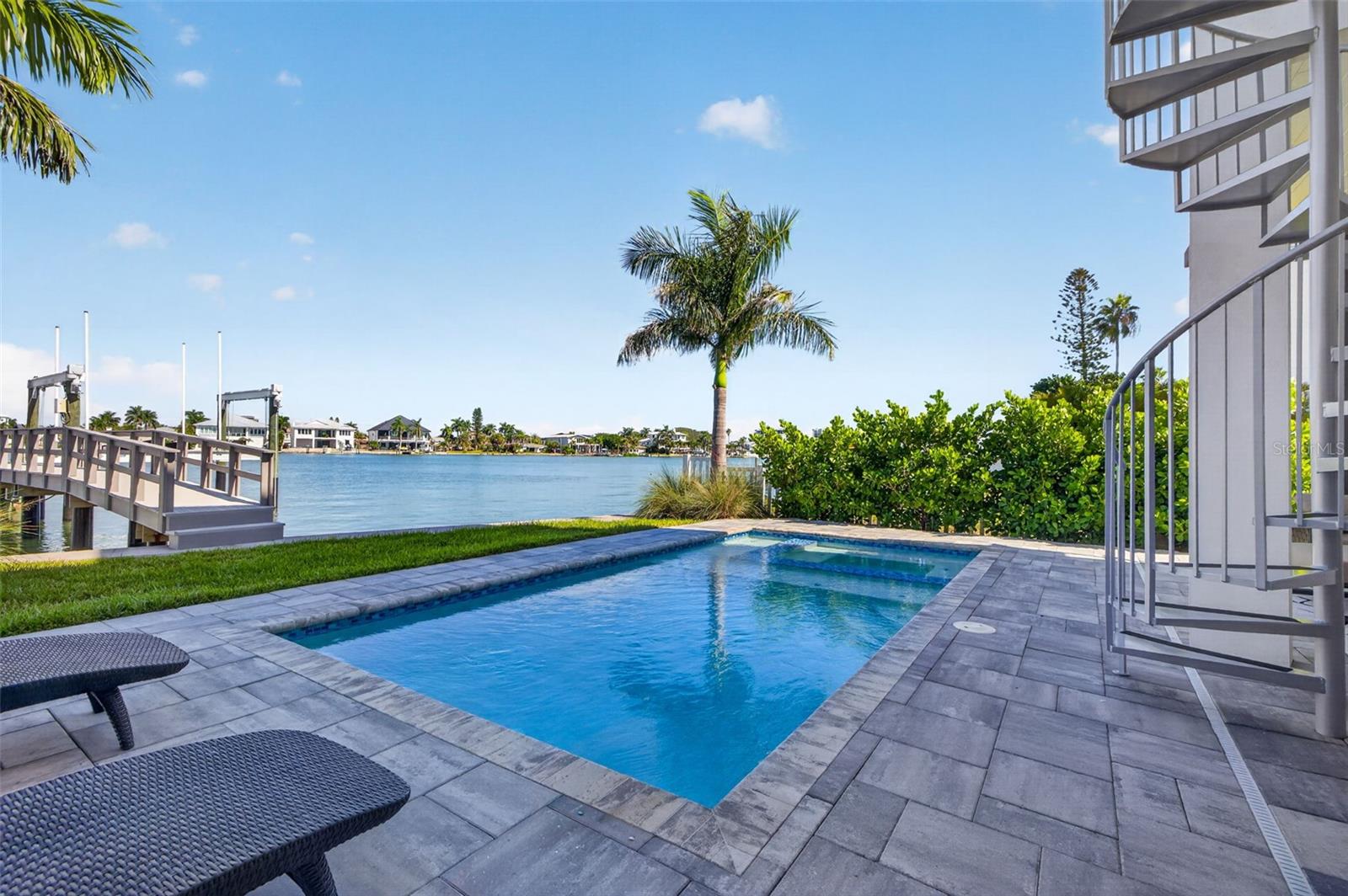 10209 GULF BLVD — photo 60