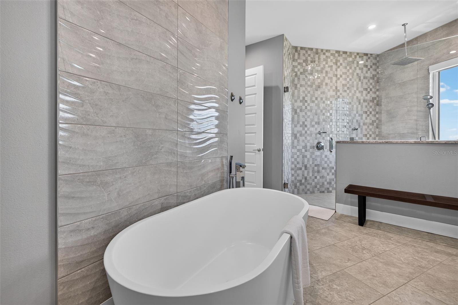 10209 GULF BLVD — photo 41