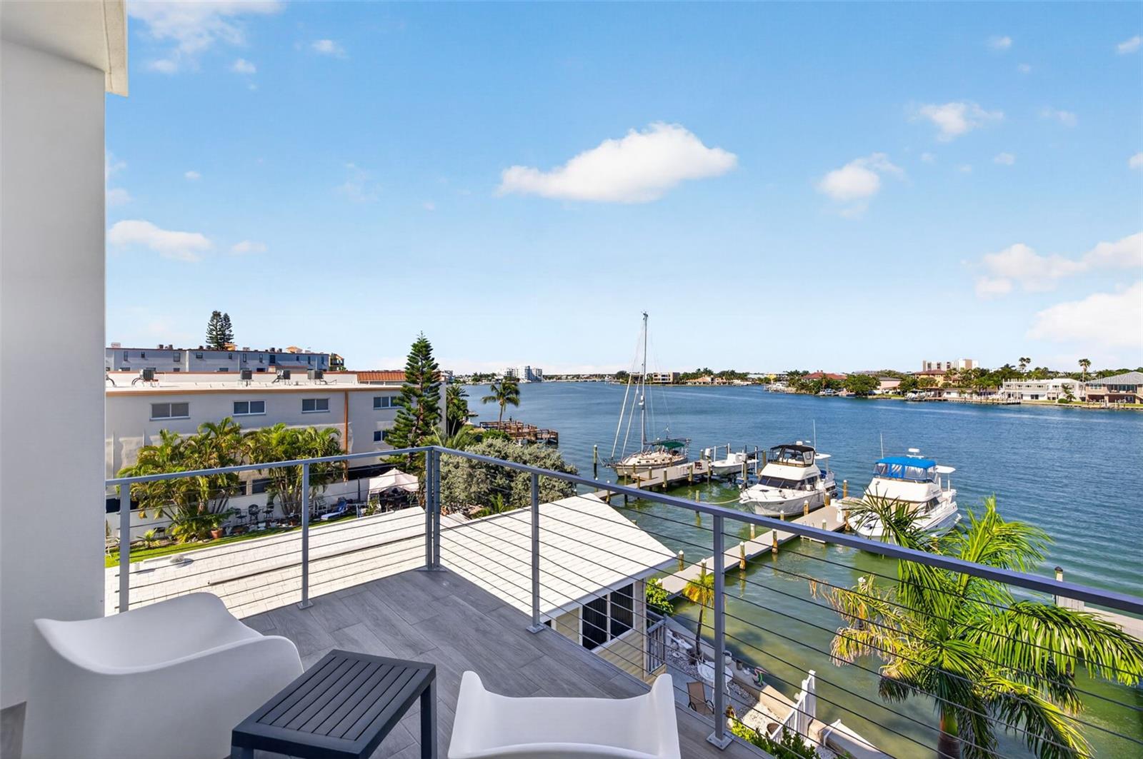 10209 GULF BLVD — photo 38