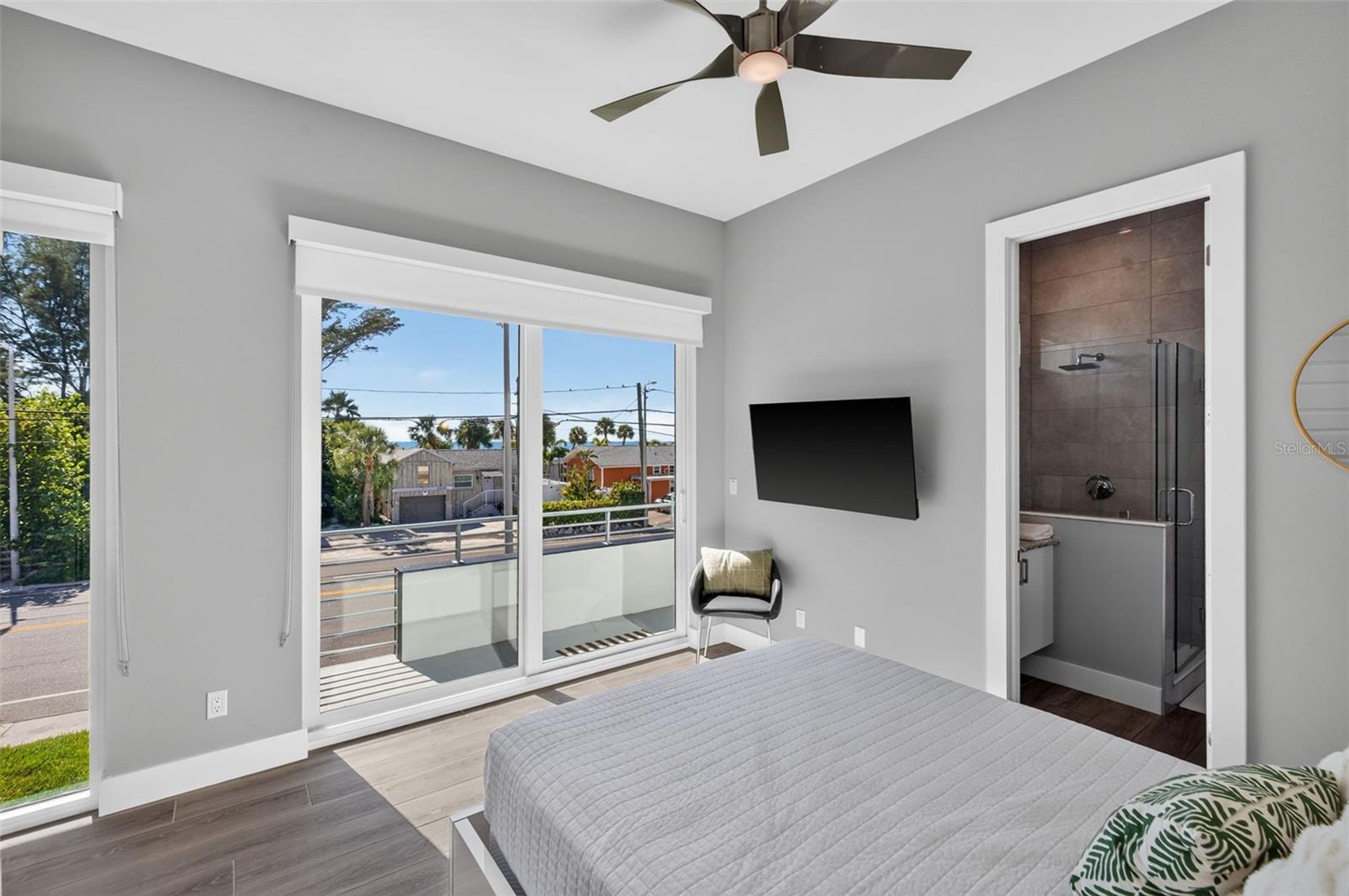 10209 GULF BLVD — photo 31