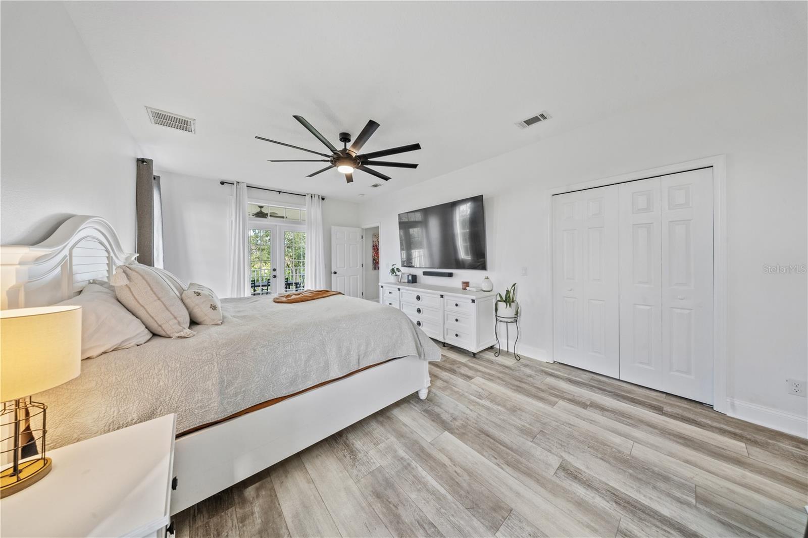 1456 N JASMINE AVE — photo 25