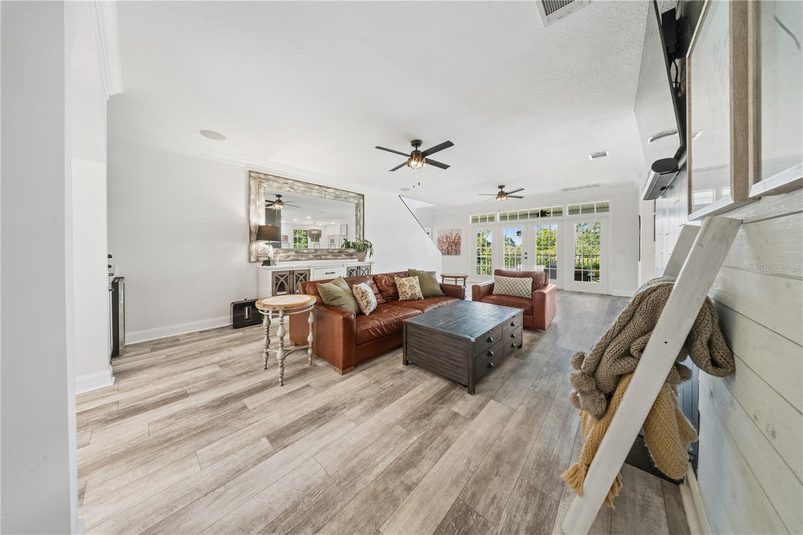 1456 N JASMINE AVE — photo 5