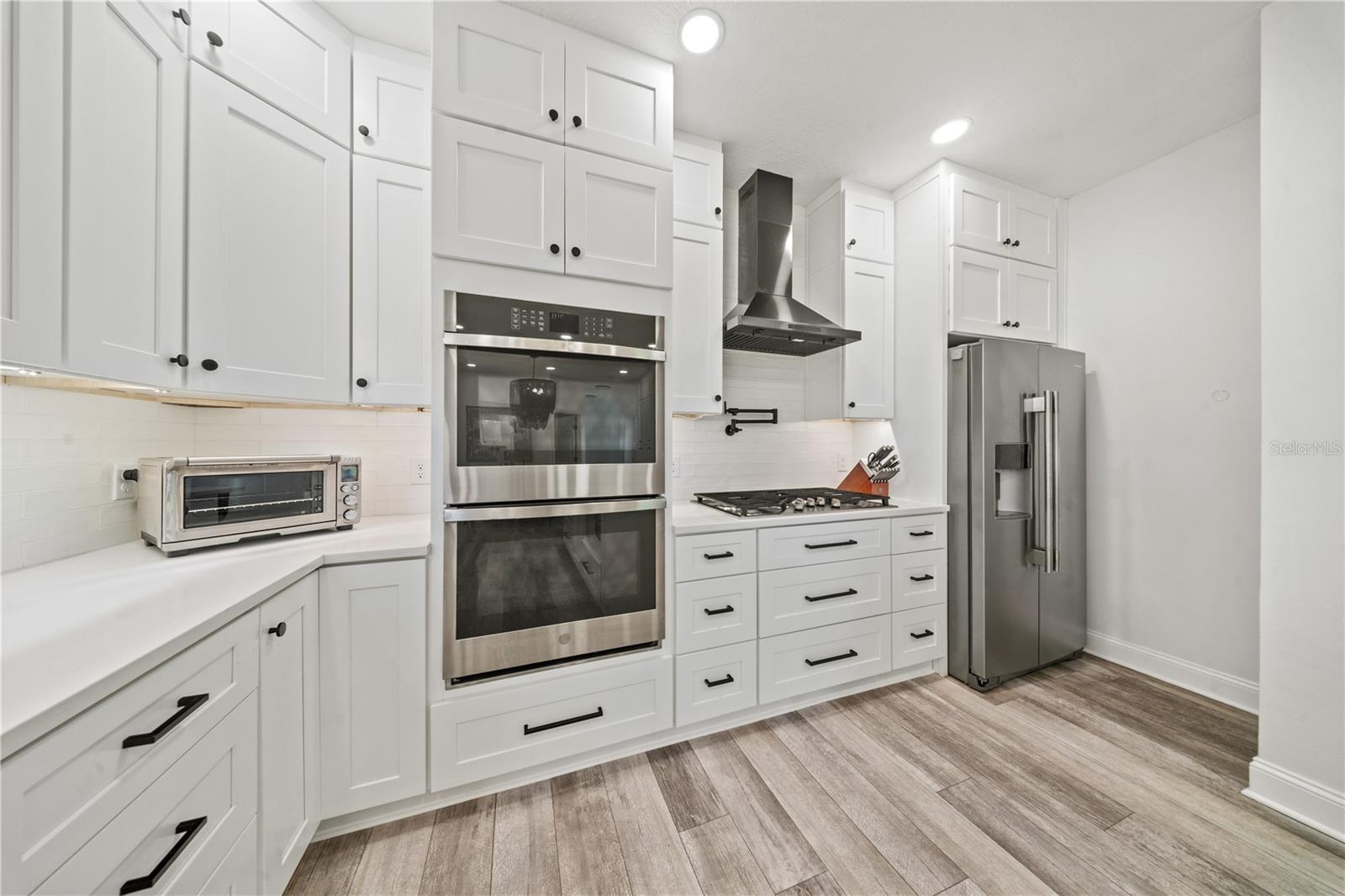 1456 N JASMINE AVE — photo 12