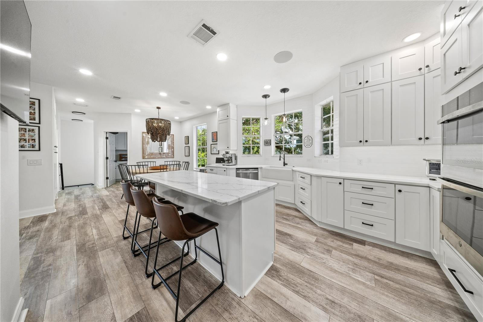 1456 N JASMINE AVE — photo 10