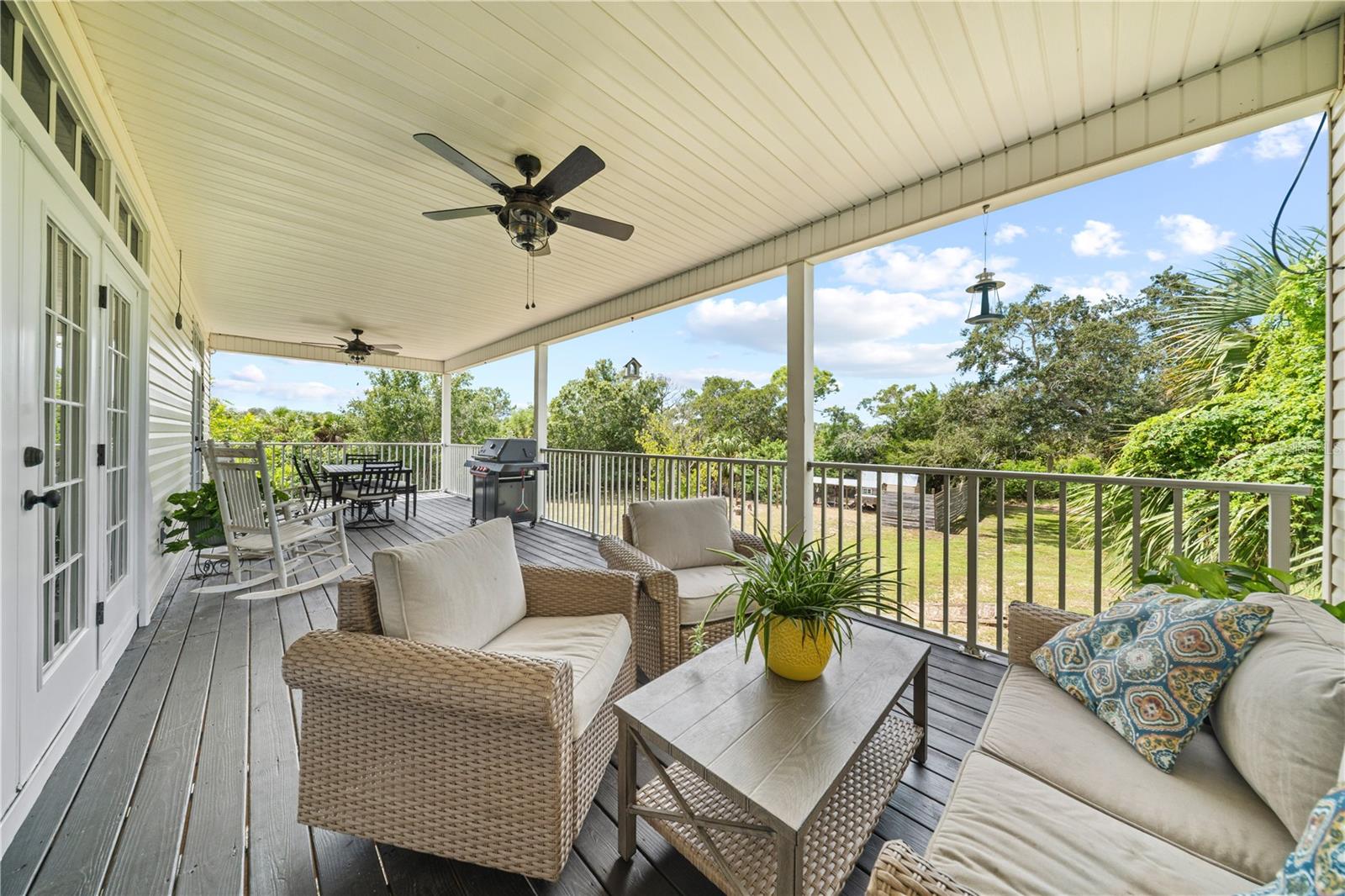 1456 N JASMINE AVE — photo 45