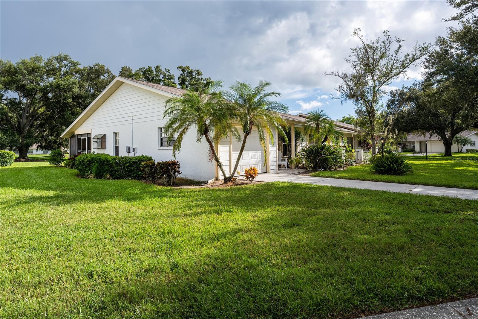 4206 OAKHURST CIR E #3075 — photo 3