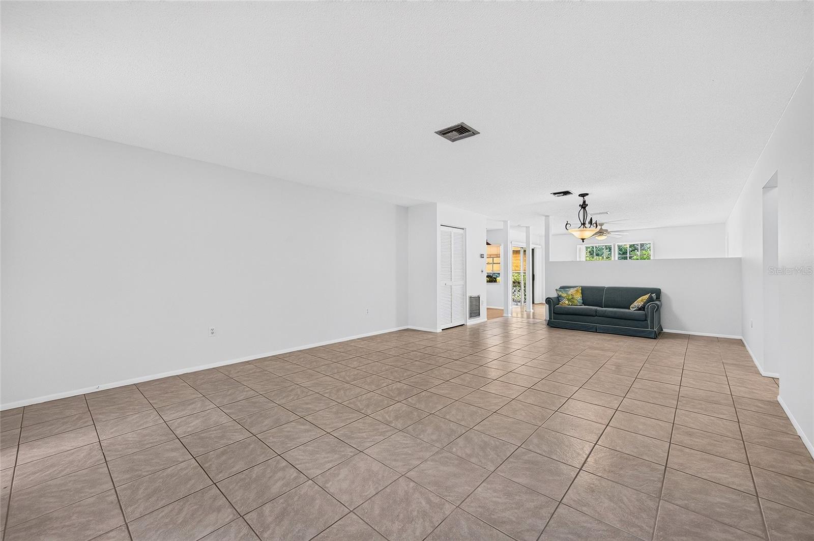 4206 OAKHURST CIR E #3075 — photo 18